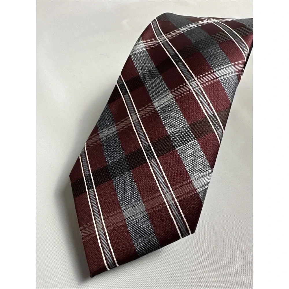 NWT Platinum Designs Neck Tie Mens Designer Luxury Gray Burgundy Plaid Business